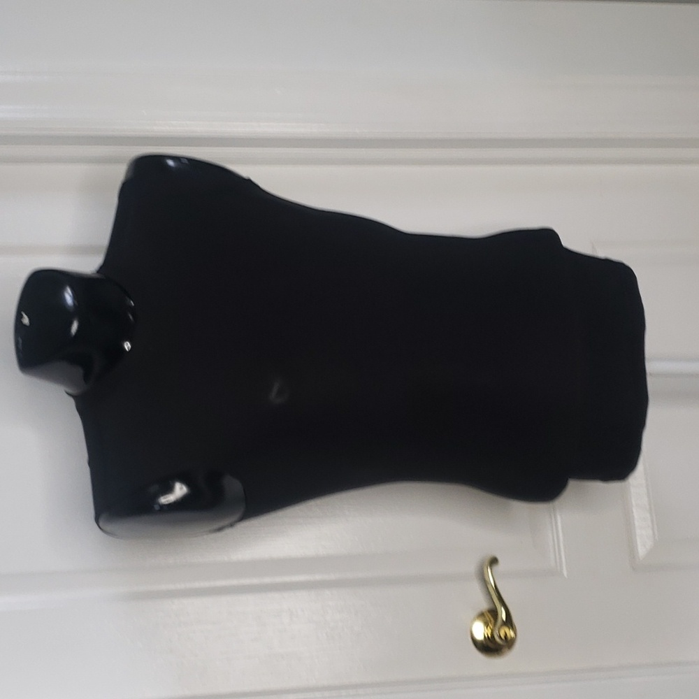 🤯3/$12 Devops Black Sleeveless Top Size Small